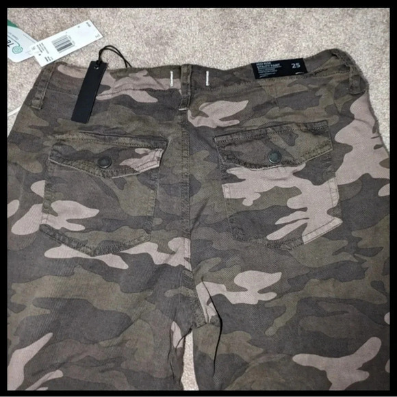 David Bitton Commander Buffalo Mid Rise Utility jogger camouflage  size 25 - Picture 15 of 16